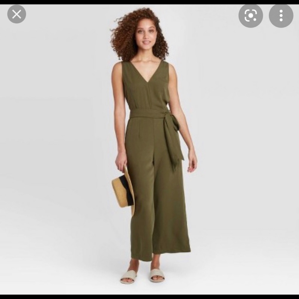 A New Day Women's Sleeveless Cropped Jumpsuit - Picture 3 of 3